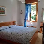 Via Monte Braulio 19 Apartamento *